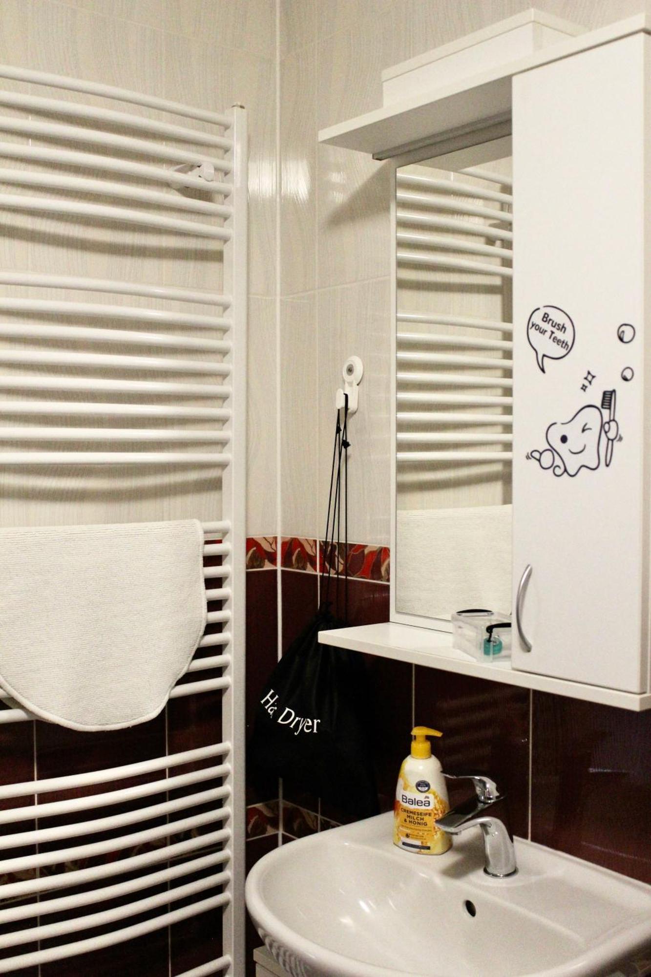 Apartments Verona קרלובי וארי מראה חיצוני תמונה