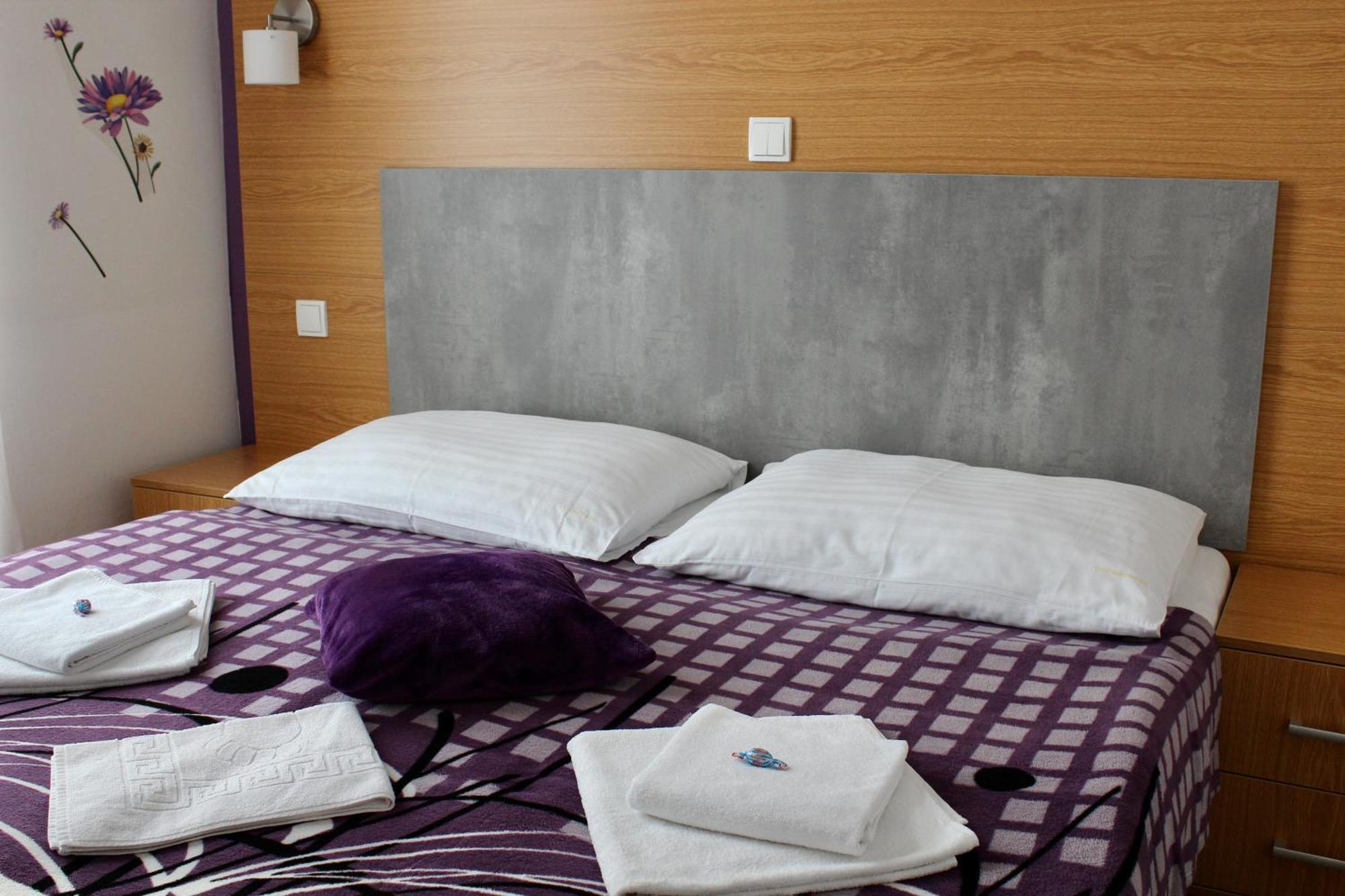 Apartments Verona קרלובי וארי מראה חיצוני תמונה