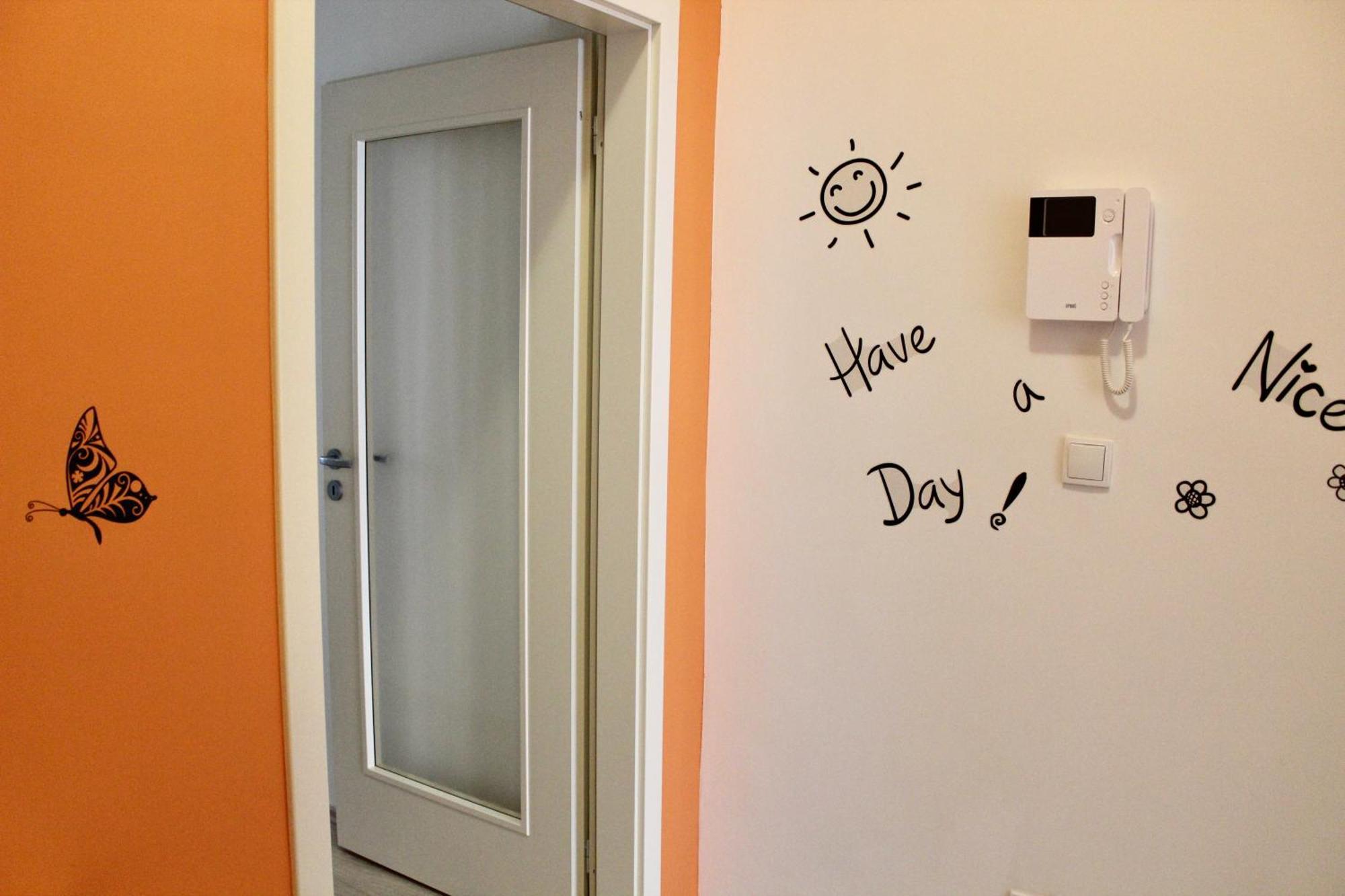 Apartments Verona קרלובי וארי מראה חיצוני תמונה