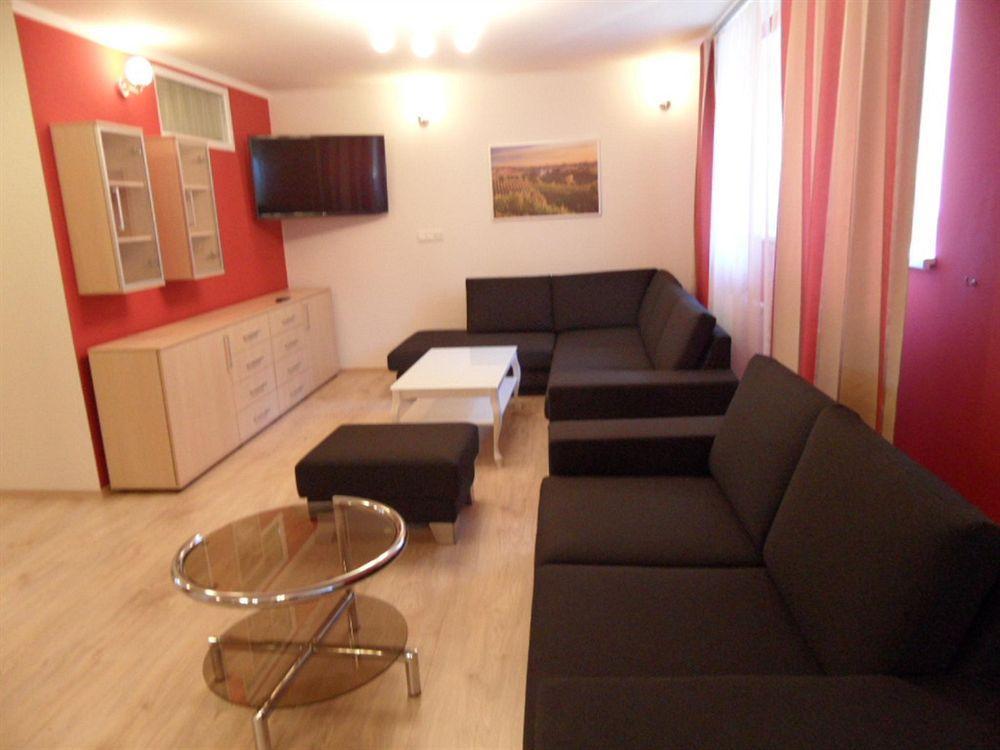 Apartments Verona קרלובי וארי מראה חיצוני תמונה
